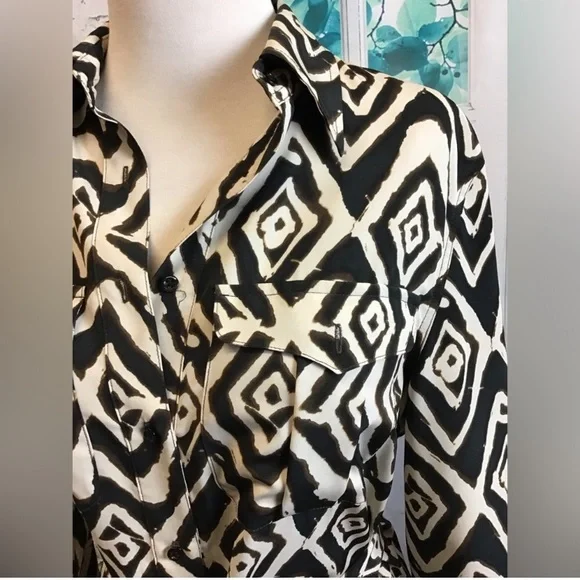 LAUREN by Ralph Lauren • Adorable Geometric Print Button Down Shirt Dress w Belt - Picture 2 of 11